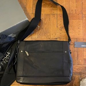 COPY - Kenneth Cole men’s leather messenger bag